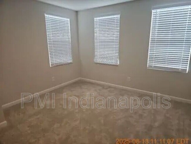 Building Photo - 1854 Cascades Dr