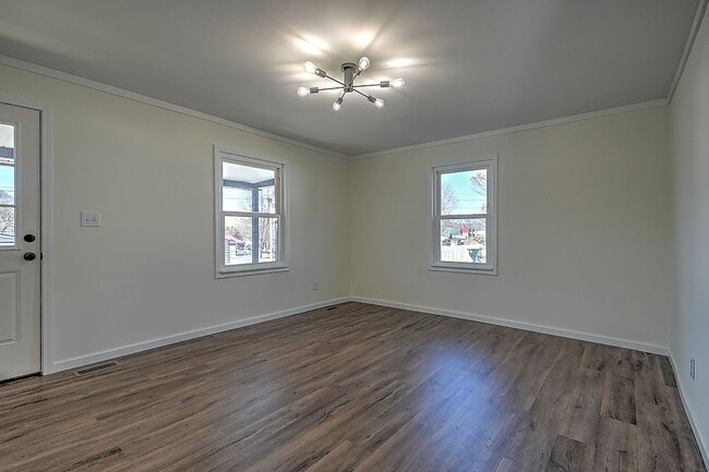 Building Photo - 502 Colorado St