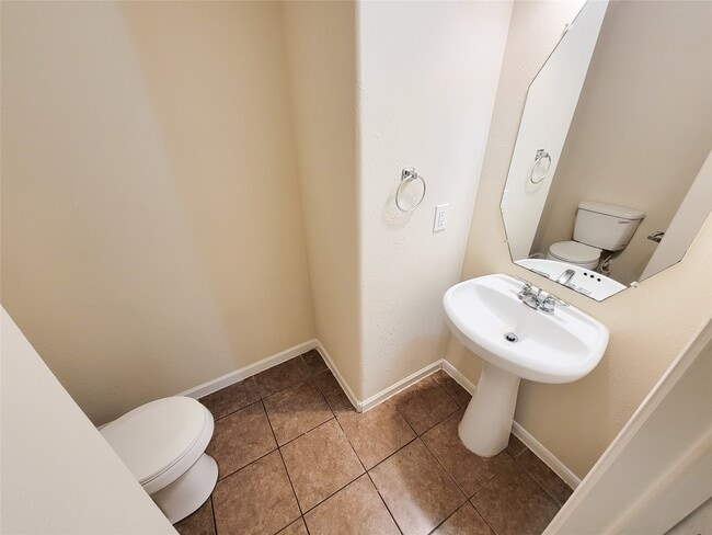 Building Photo - 21522 Stonecross Terrace Ln