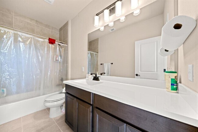 Building Photo - 8417 Laughlin Ln