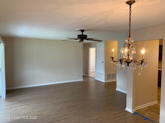 Building Photo - 1003 Coronado Dr