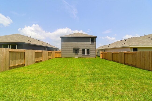 Building Photo - 31371 Black Cherry St