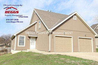 Building Photo - 320 Dains St