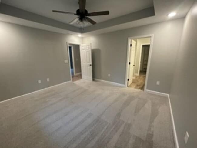 Building Photo - Italian Estates Property Management