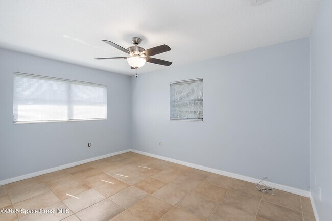 Building Photo - 460 Carissa Dr