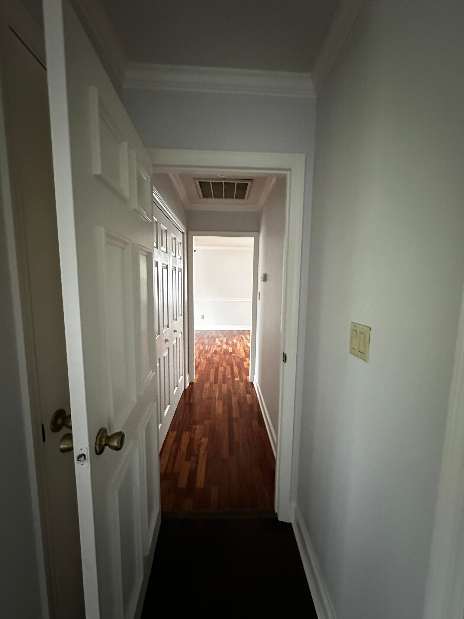 Hallway to master bedroom - 6462 Sweet Gum Trl