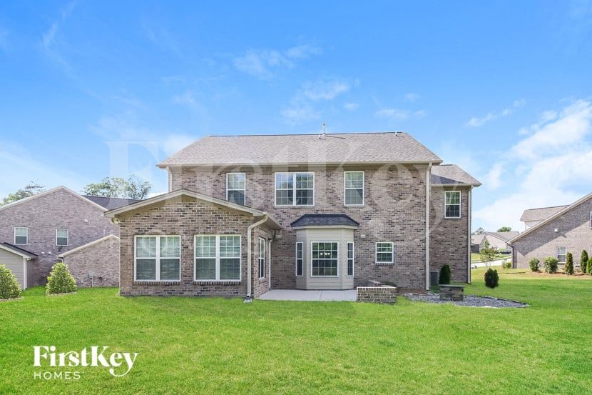 Building Photo - 2802 Fallin Ct