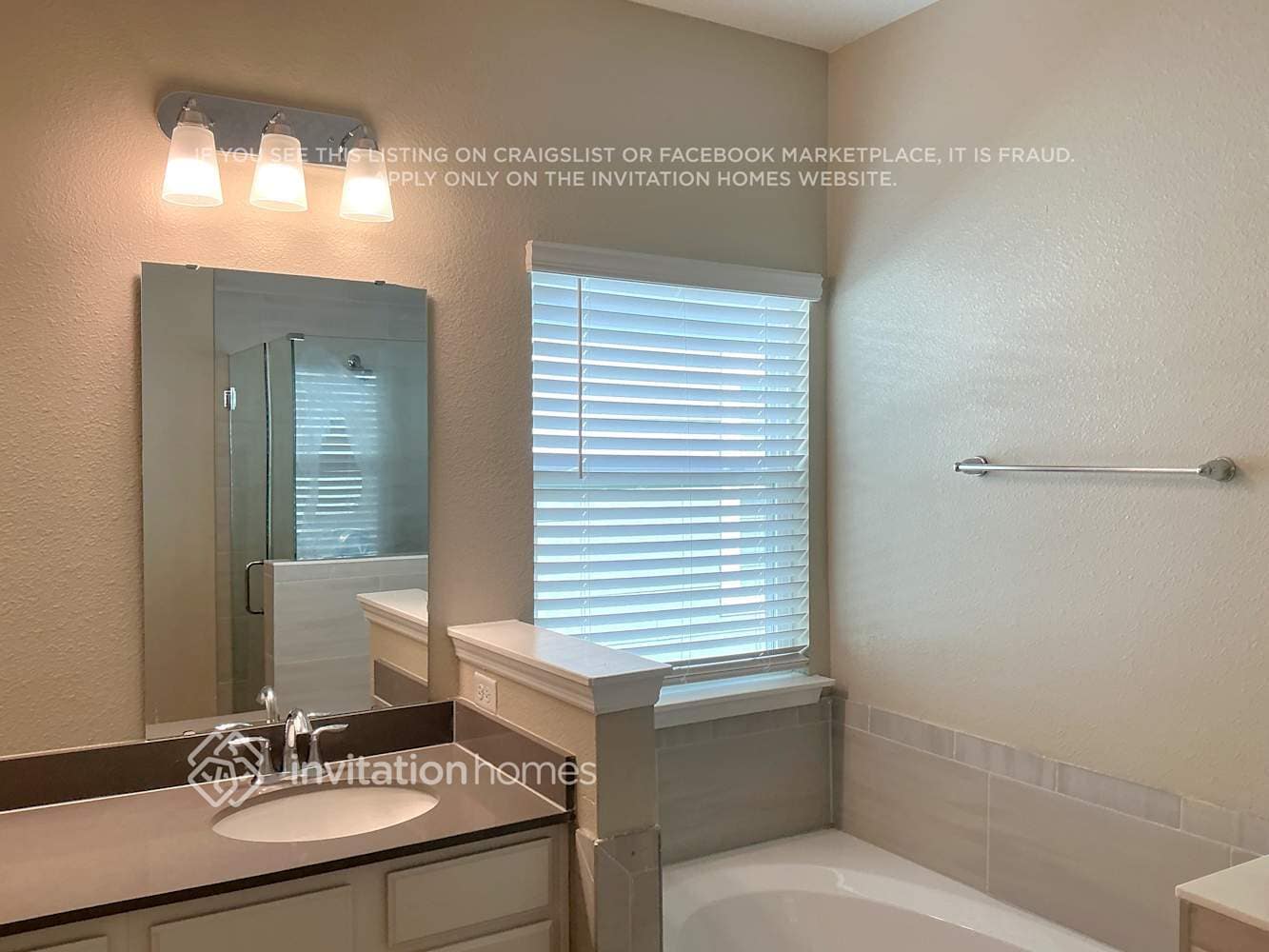 Building Photo - 2535 Laylas Wy