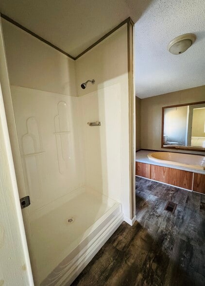 Building Photo - 286 Vestry Rd