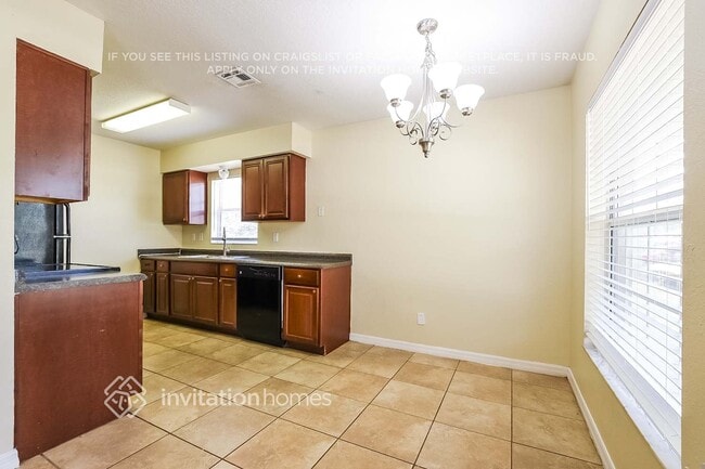 Building Photo - 314 Christy Rd