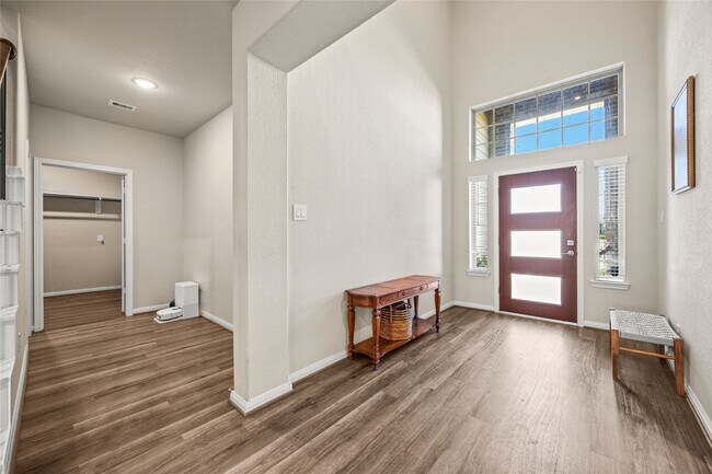 Building Photo - 15910 Jordan Mdw Wy