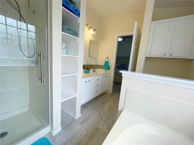 Building Photo - 1700 Zydeco Dr