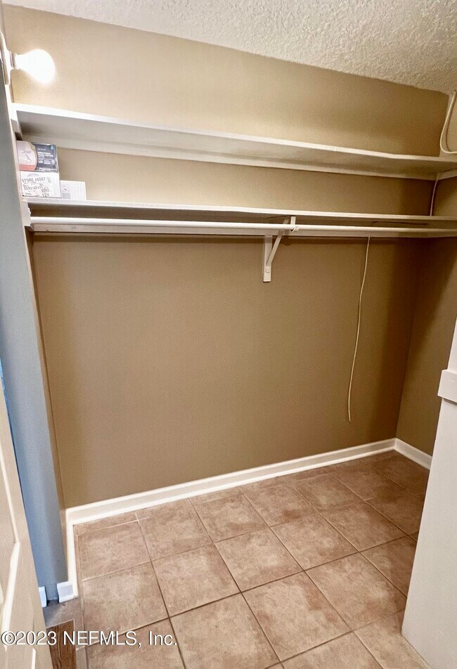 Building Photo - 8797 Como Lake Dr