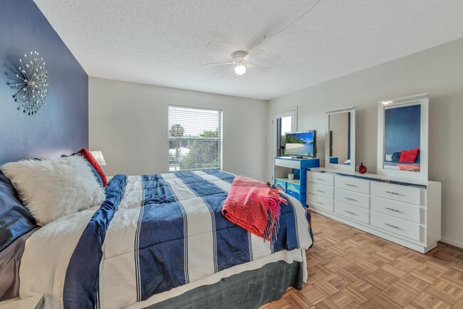 Building Photo - 890 N Federal Hwy