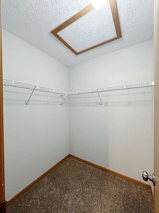 Building Photo - STUNNING Pond Views in this 2-Bed, 2-Bath Duplex