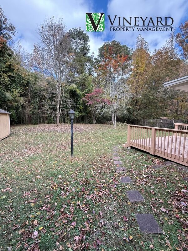 Building Photo - 415 Arnold Ave