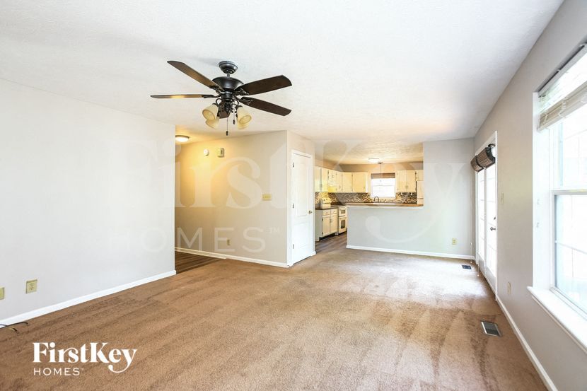 Building Photo - 740 Speedway Woods Dr