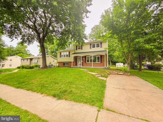 Primary Photo - 13424 Bartlett St