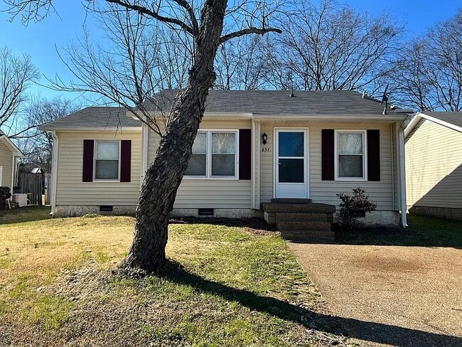 Building Photo - 857 Heritage Cir