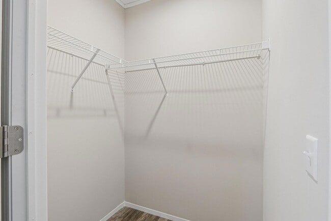 Building Photo - 4704 47th Ave