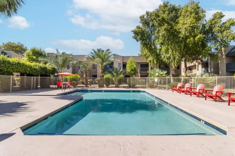 Building Photo - 5039 N 57th Ave