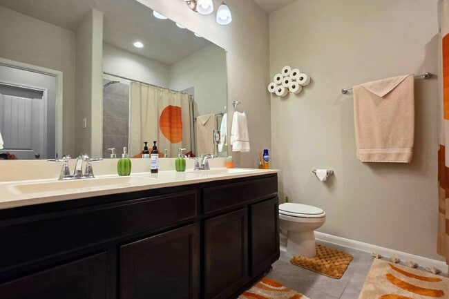 Building Photo - 3803 Lancer Cir