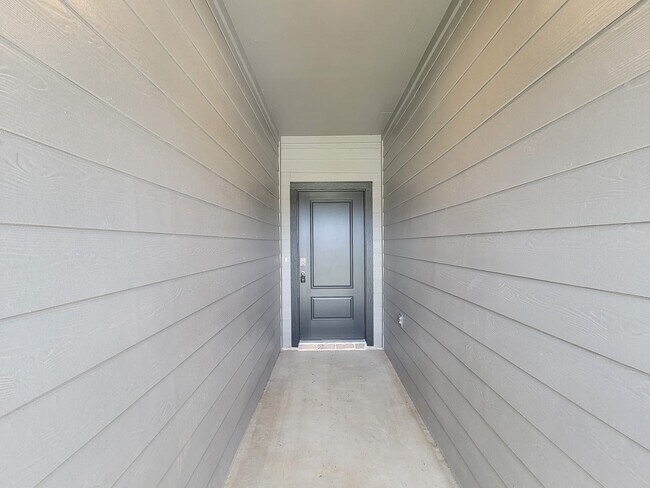 Building Photo - 4242 BROMHAM