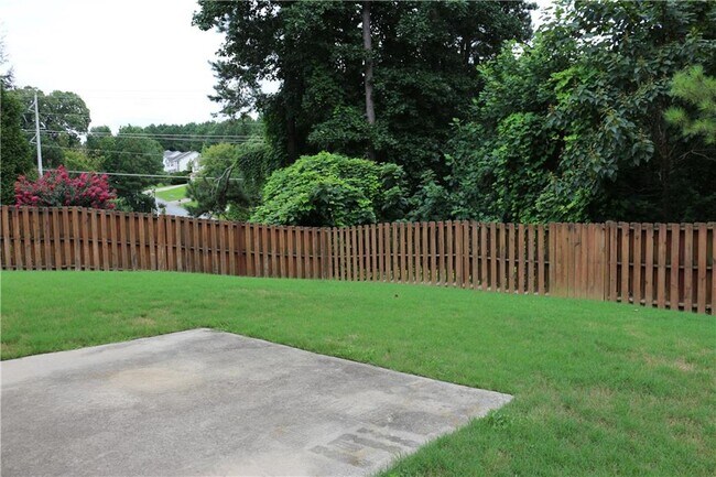 Building Photo - 910 Brushy Creek Ct