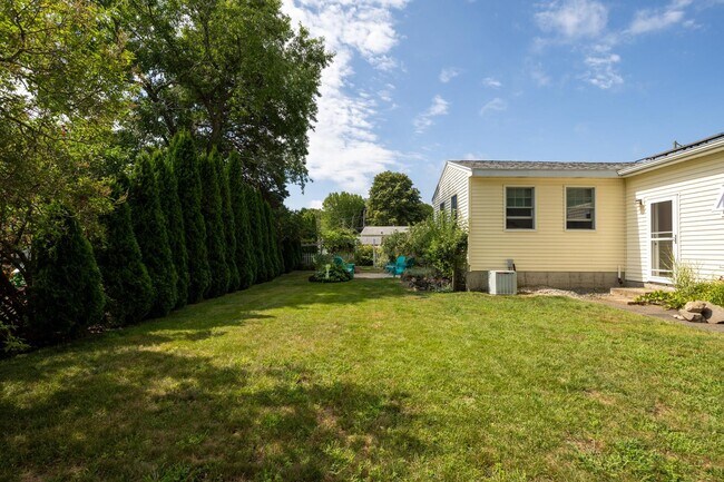 Building Photo - 14 Wallis Rd