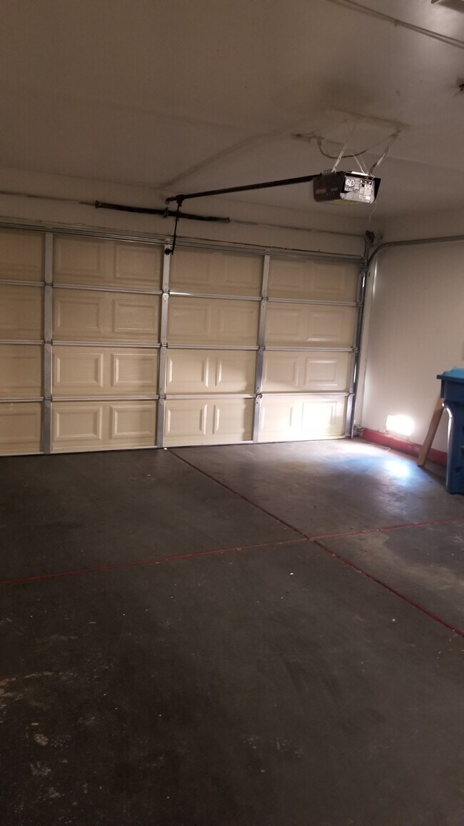 Building Photo - 8208 Cactus Root Ct