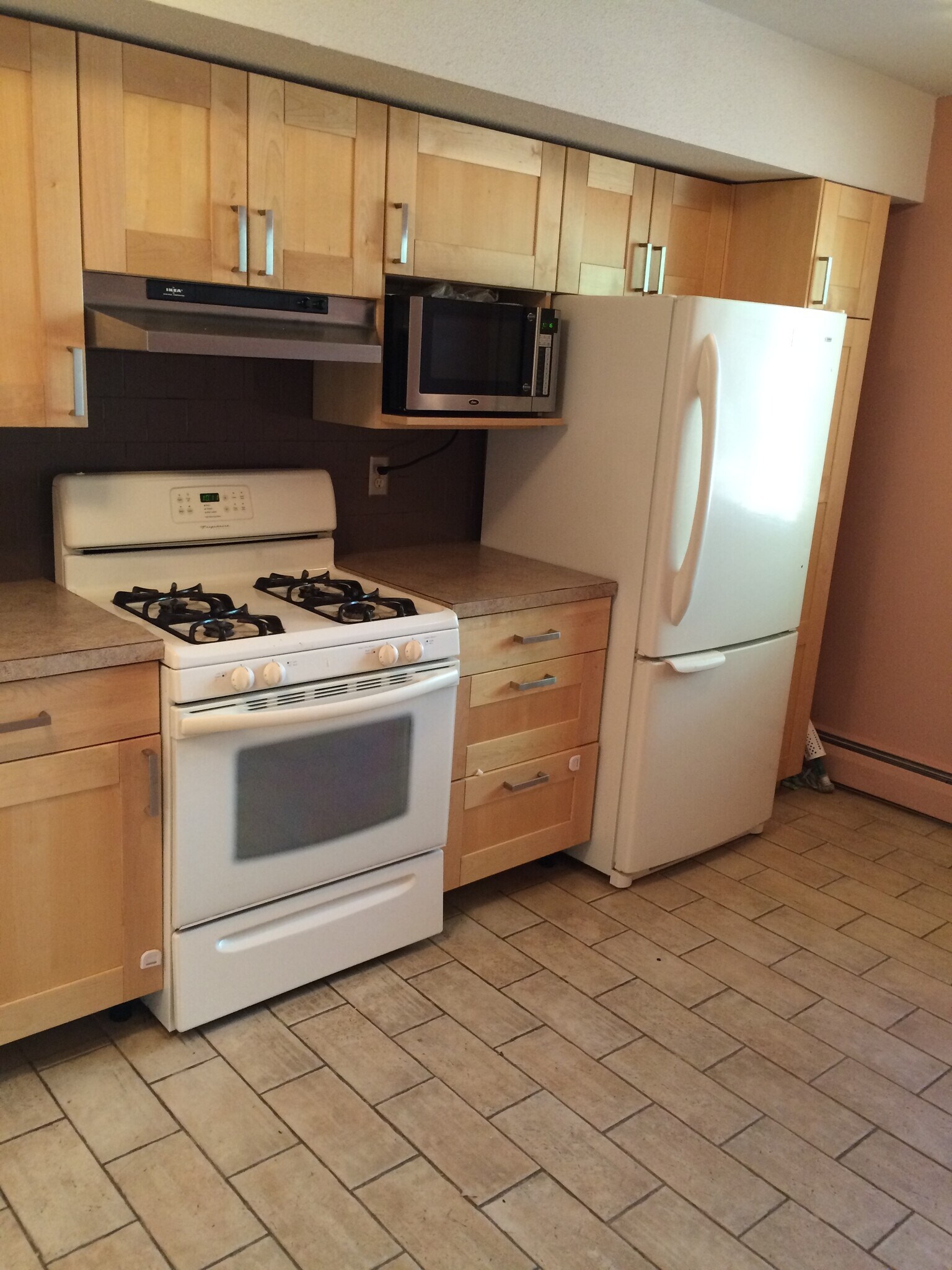 Kitchen - 1 Talcott Forest Rd