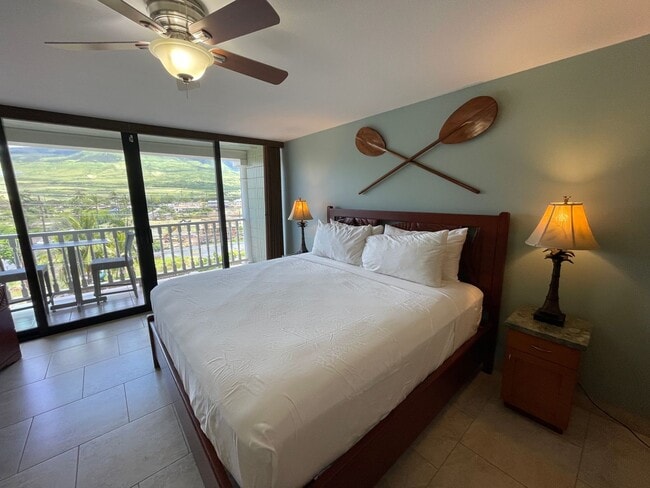 Building Photo - Lahaina Shores Furnished Studio Available Now!