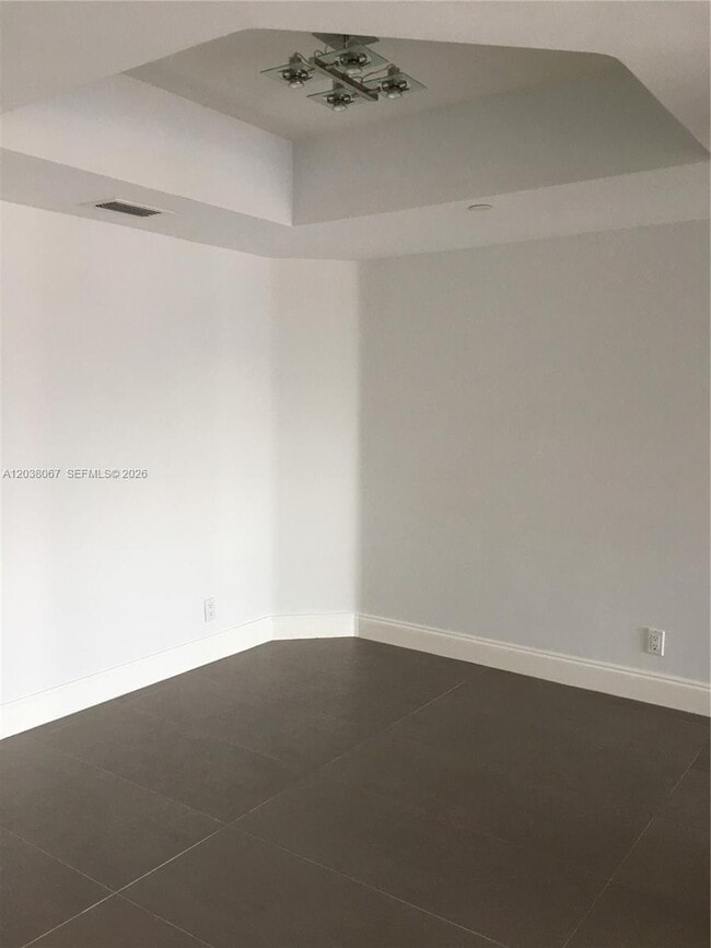 Building Photo - 3640 Yacht Club Dr