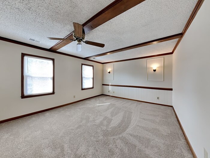 Building Photo - 1278 Summit Chase Dr SW