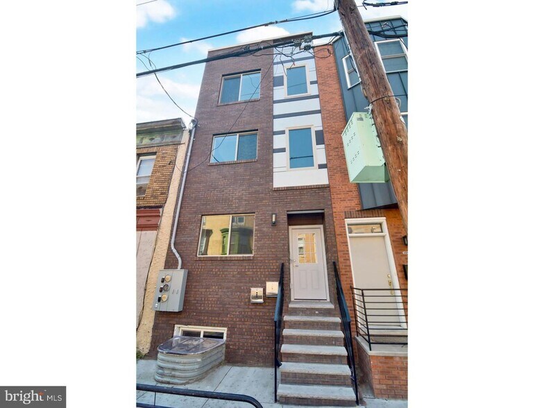 Building Photo - 1206 S 17th St