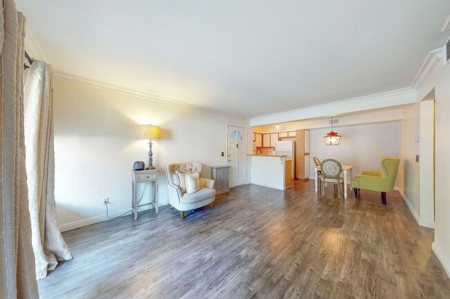 Building Photo - Harbor Walk - 2 Bed / 2 Bath