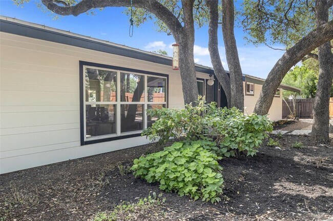 Building Photo - 3500 Northland Dr