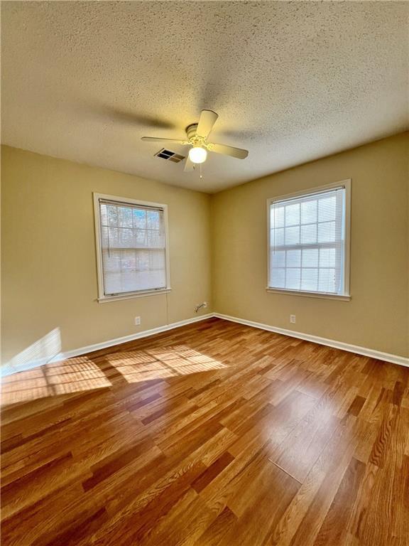 Building Photo - 3888 York Pl