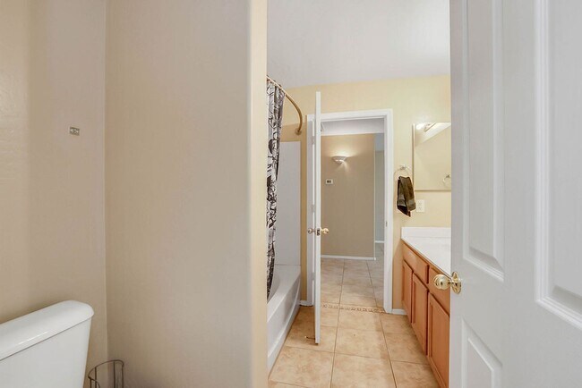 Building Photo - **Stunning 4-Bedroom, 3-Full Bath Home with Double Master Suites and Den