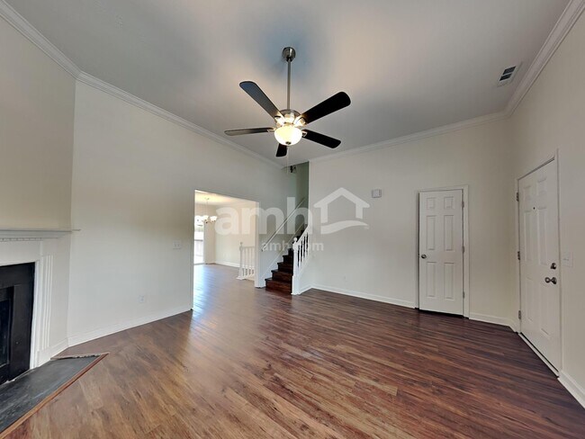 Building Photo - 1516 Chestnut Oak Dr