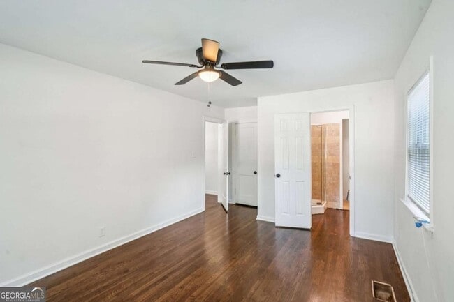 Building Photo - 125 Chappell Rd SW