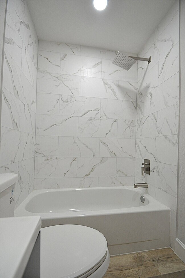 Building Photo - 4527 Adonis Dr