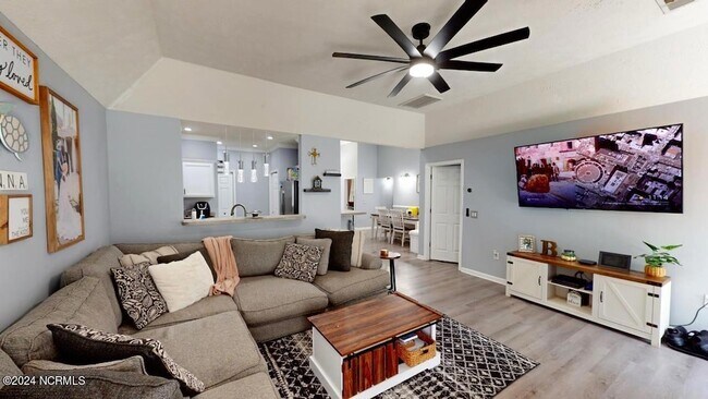 Building Photo - 3169 Pine Hill Dr SW