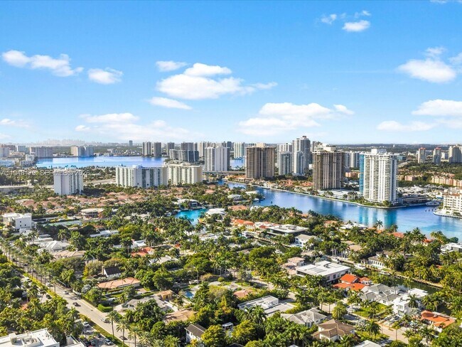 Building Photo - 201 Golden Beach Dr