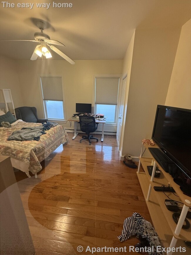 Building Photo - 60 Walden St