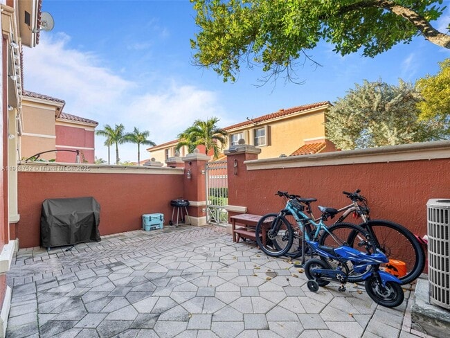 Building Photo - 11411 NW 60th St