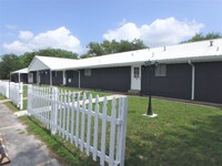 Building Photo - 13573 U.S. Hwy 87 W