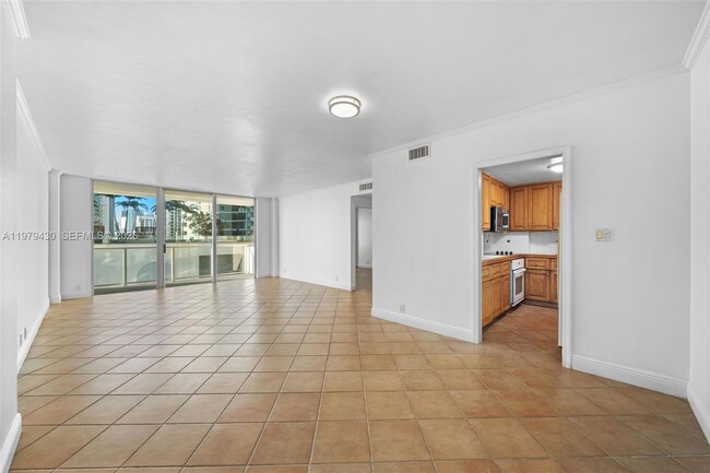 Building Photo - 3301 NE 5th Ave