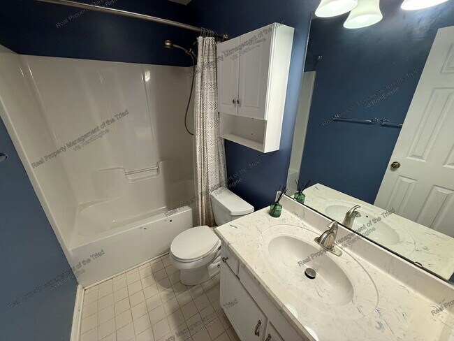 Building Photo - 3925 Cobblestone Bend Dr
