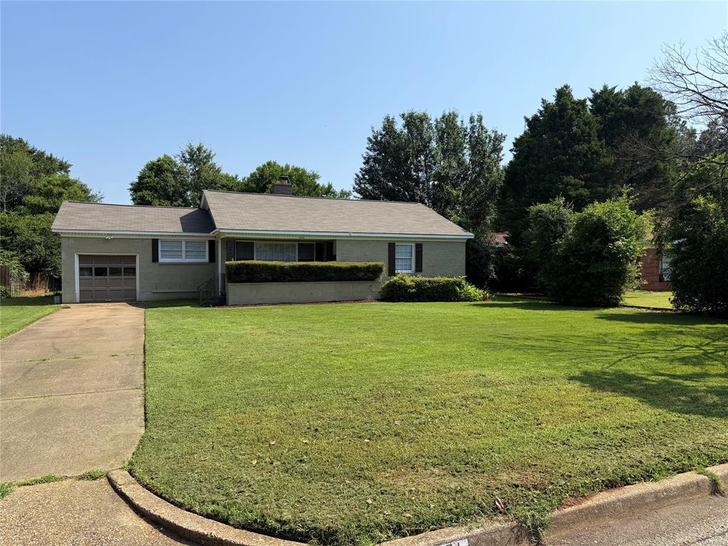 Building Photo - 2781 Ashley Ave
